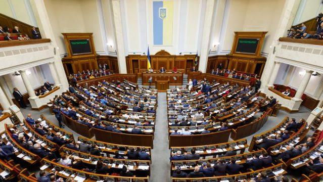 Рада ще на рік продовжила закон про «особливий статус» Донбасу