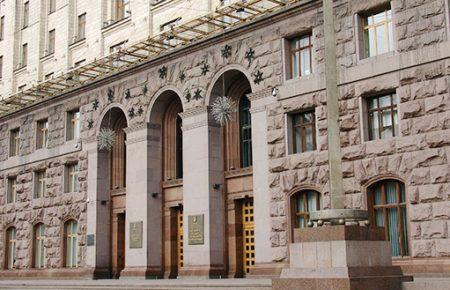 «У шести департаментах КМДА проводяться обшуки» — журналістка «Чесно»