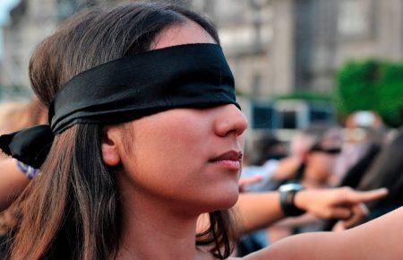 Пісні та інформаційна кампанія про культуру зґвалтування — як у світі борються з насиллям?