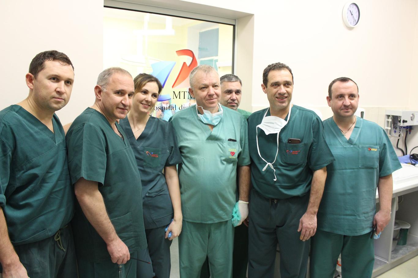 Пацієнт, якому провели операцію з трансплантації серця, вже знаходиться на реабілітації у Києві — Борис Тодуров