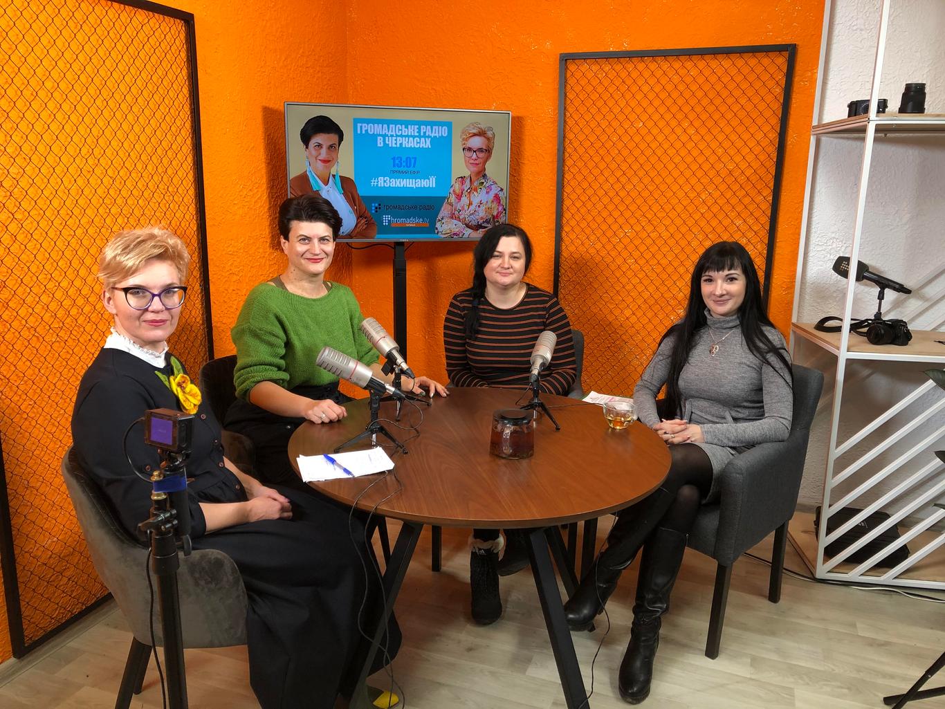 «Спершу нам потрібно пробити броню самостигми, коли людина сама себе звинуватила», —  соцпрацівниці