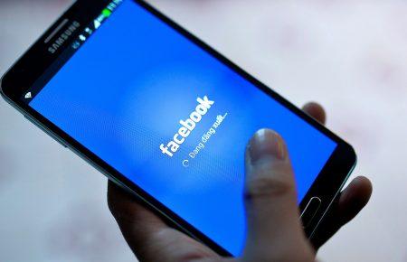 Facebook видалятиме фейкові пости про коронавірус