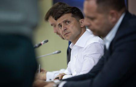 Зеленський повернувся настільки швидко, наскільки це було можливо — помічник президента про візит до Оману