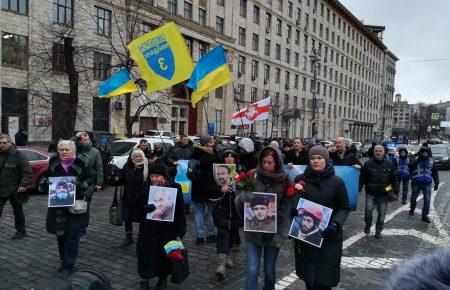 У Києві вшановують пам'ять перших загиблих учасників Революції Гідності (фото)