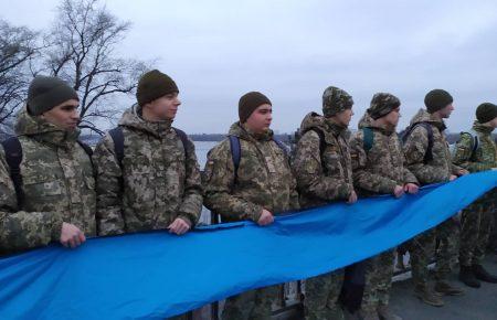 У Києві 13 рік поспіль до Дня соборності створюють «Живий ланцюг»