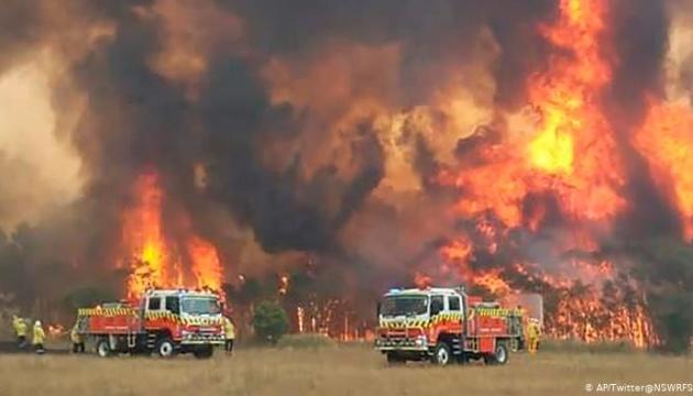 Уряд України готовий відрядити 200 рятувальників для боротьби з пожежами в Австралії — Аваков