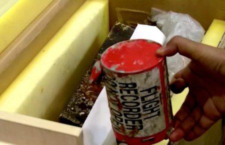 Самописці зі збитого в Ірані літака МАУ відправлять не до Франції, а в Україну — BEA