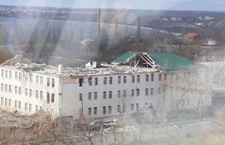 Буревій зірвав дах казарми у Миколаєві — Міноборони подасть в суд на підрядника