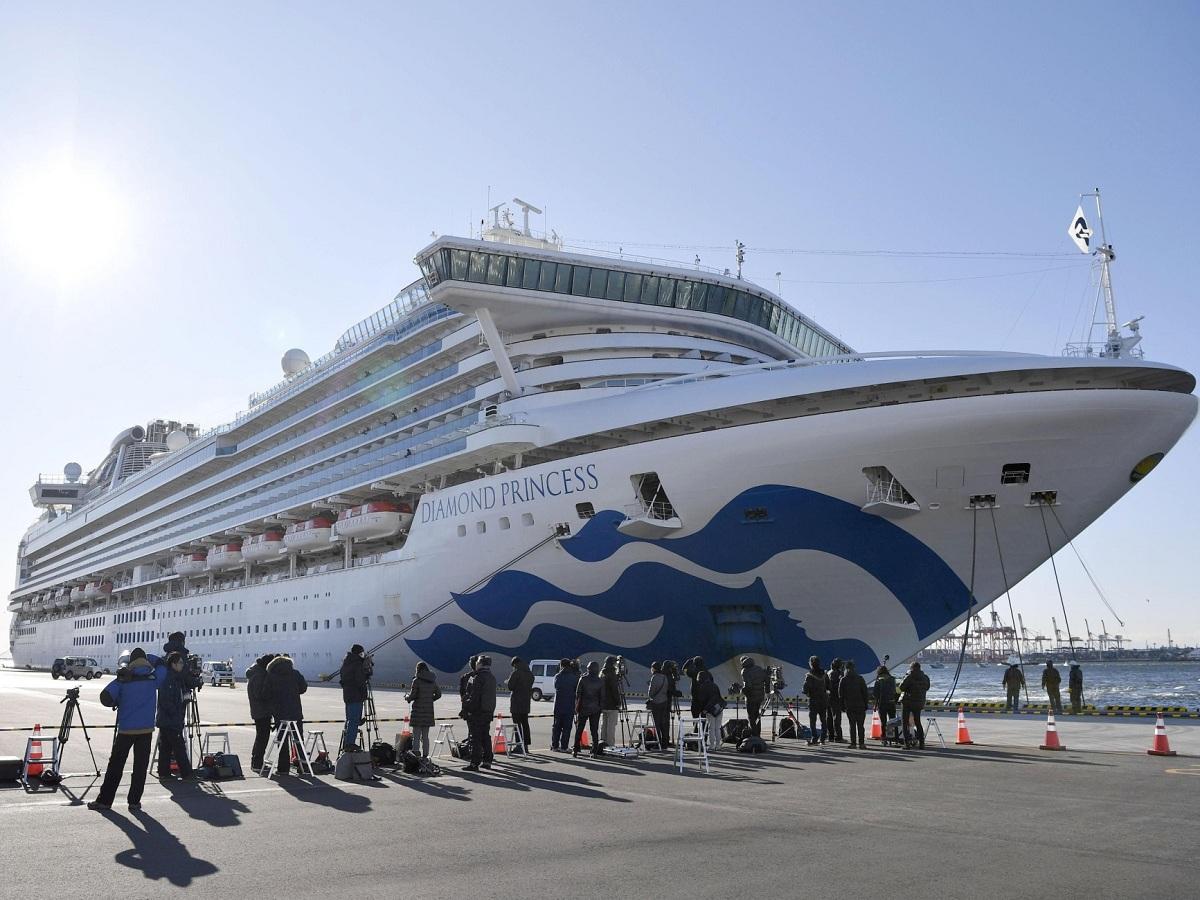 40 пасажирів лайнеру Diamond Princess виявилися хворими на коронавірус