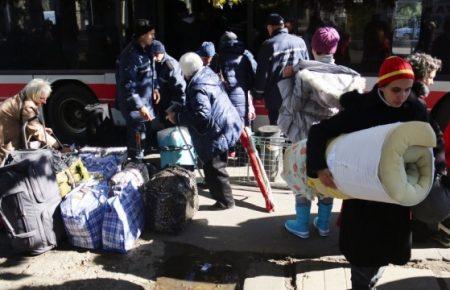В Україні взяли на облік понад 1 млн 400 тисяч переселенців — Мінсоцполітики