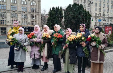 У Києві мусульманки України вийшли на акцію до Всесвітнього дня хіджаба