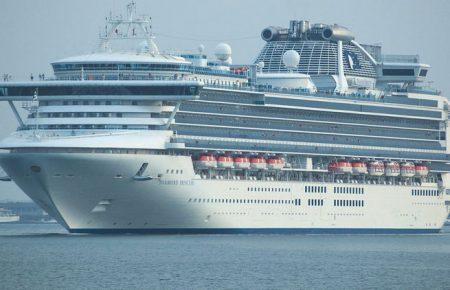 На лайнері Diamond Princess біля Японії завершився карантин