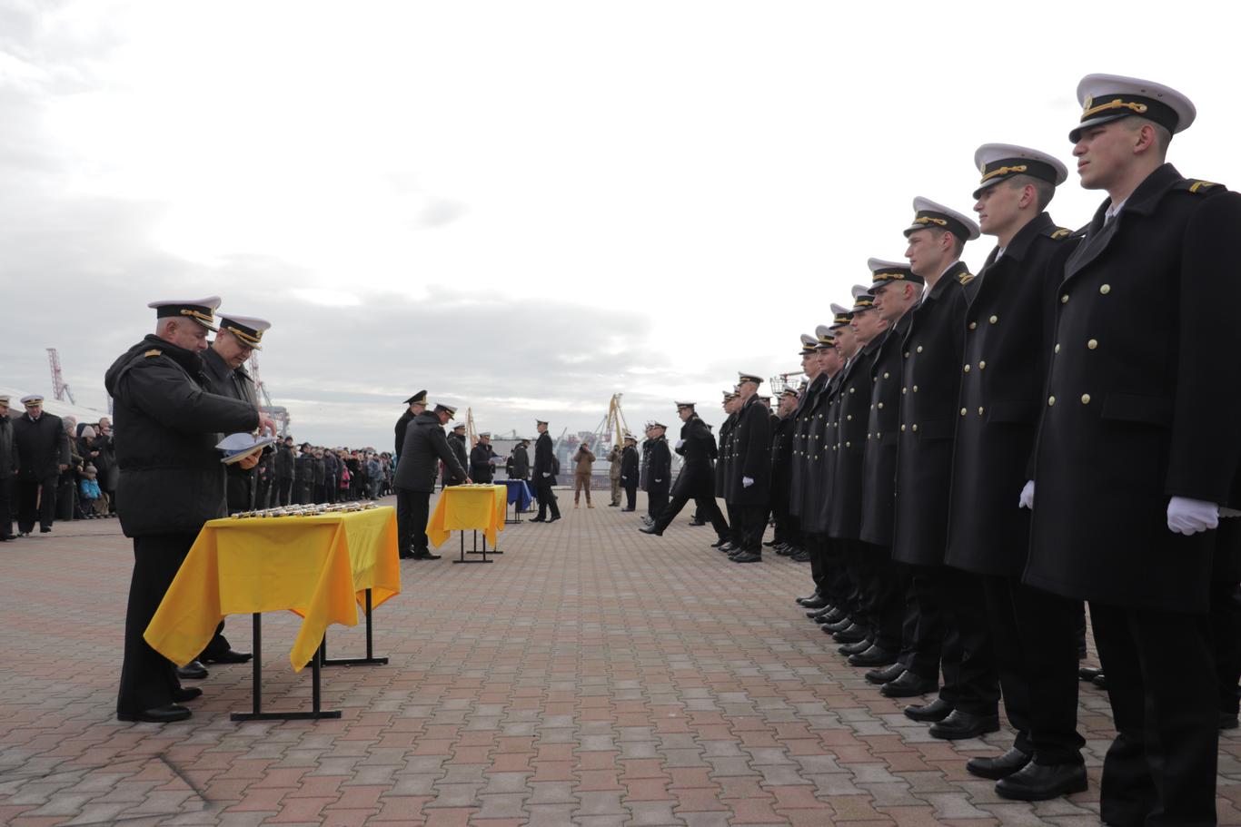 Із Одеської морської академії випустилися курсанти, які вступили до вишу після початку війни на сході України