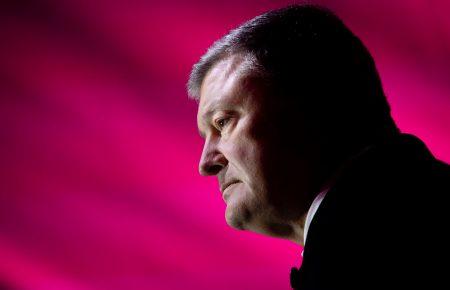 Суд зобов'язав Нацполіцію примусово доставити Порошенка на допит у ДБР  — документ