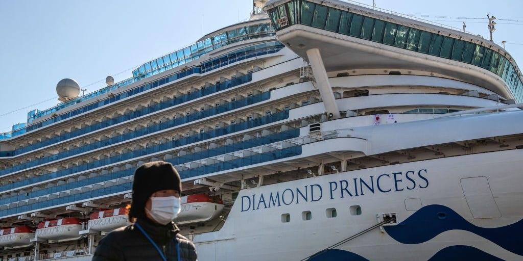 На Diamond Princess зафиксировали 349 случаев COVID-2019, Украина эвакуацию граждан не планирует — посольство