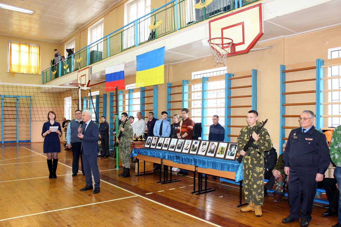 Кого їздили шанувати глухівчани до Курської області?