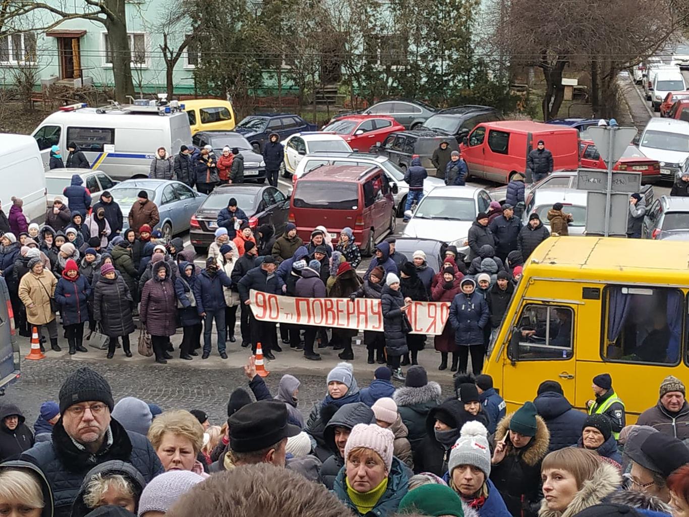 У Луцьку протистояння між підприємцями та міськрадою через знесення ринку