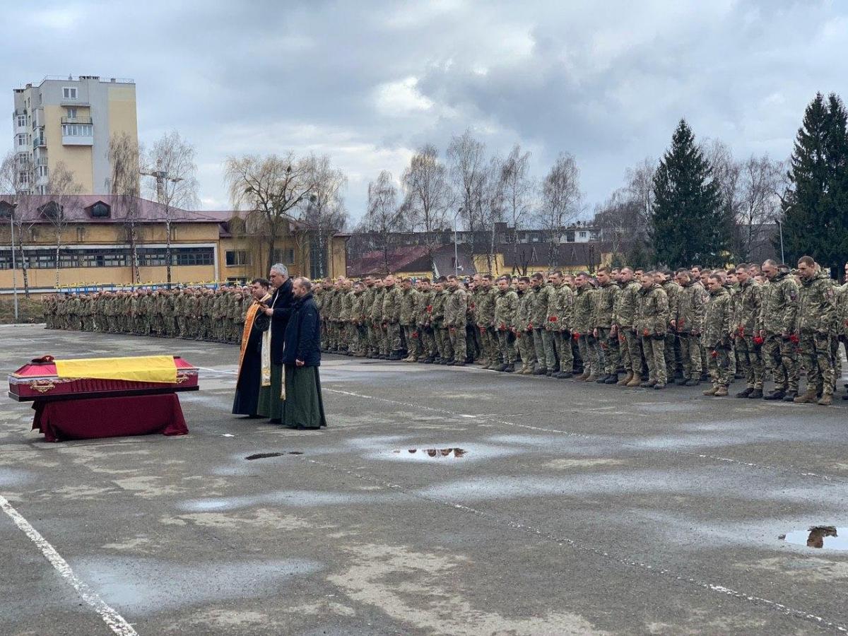 У Львові попрощалися з бійцем, який з 2014 вважався зниклим безвісти