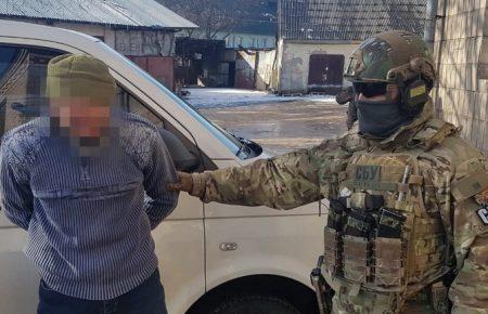 У Рівному СБУ запобігла замовному вбивству активіста, який виступав проти незаконного видобутку бурштину