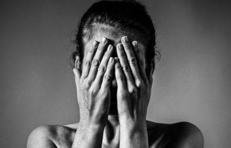 «Когда я поняла, что попытки изнасилования реальны, то пошла к юристу» — история Марии