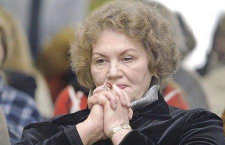 Лине Костенко — 90. Подборка материалов Громадського радио о выдающейся поэтессе