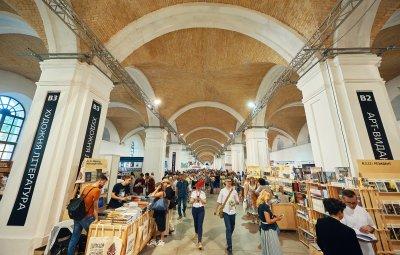 Юбилейный «Книжный Арсенал» переносят из-за коронавируса