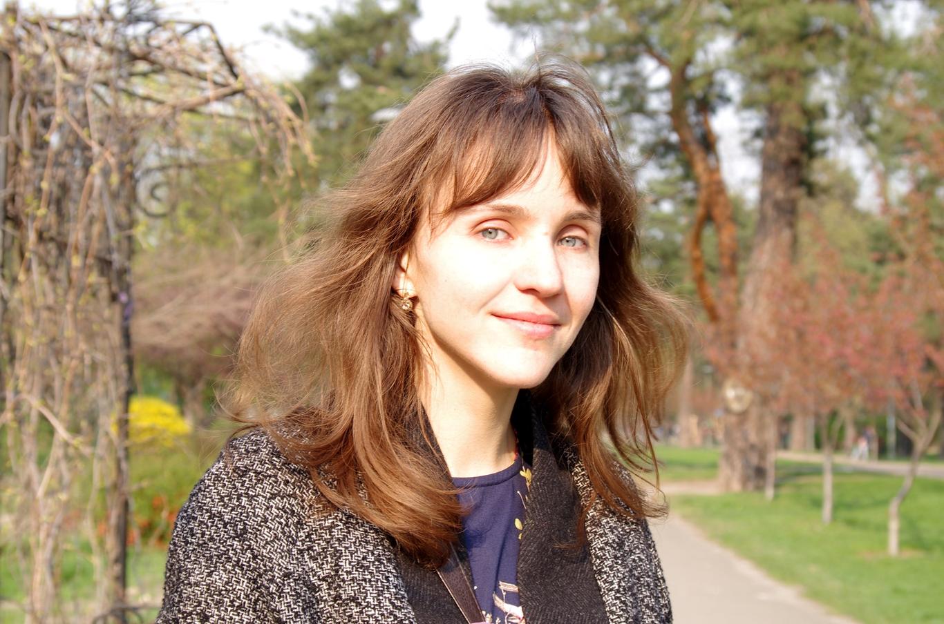 «Чомусь вважається, що люди мають справитися з ПТСР за пів року чи за рік»: поетка Ія Ківа про Донецьк, війну та переїзд