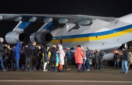 Звільненим з полону українцям почали виплачувати матеріальну допомогу — Мінветеранів