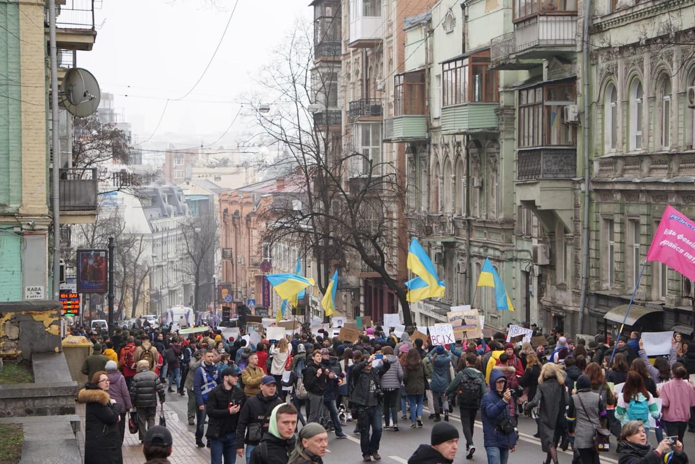 Поліція відкрила провадження за фактом нападу на 7 учасниць та учасників Маршу жінок у Києві