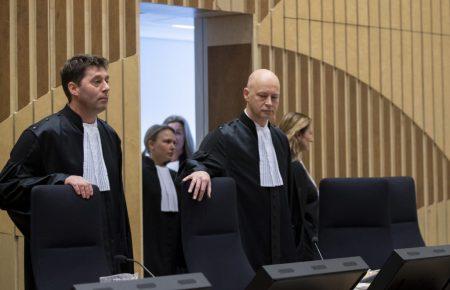 У суді Гааги у понеділок розпочнуть слухання по суті у справі збиття літака MH17