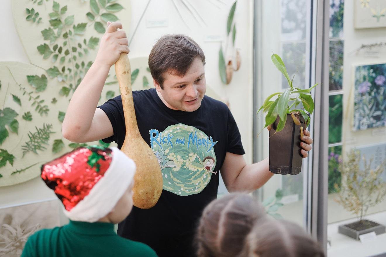 Горішки гречки, «справжня» кориця, борщівник: інтерв'ю з ботаніком Олексієм Коваленком