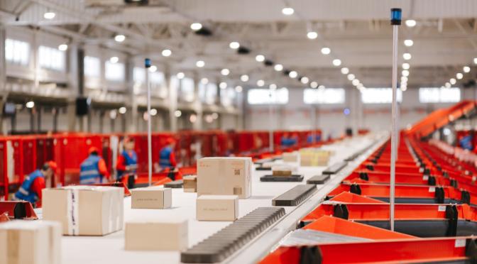 «Нова пошта» під час карантину безкоштовно доставлятиме допомогу лікарням, військовим та дитбудинкам