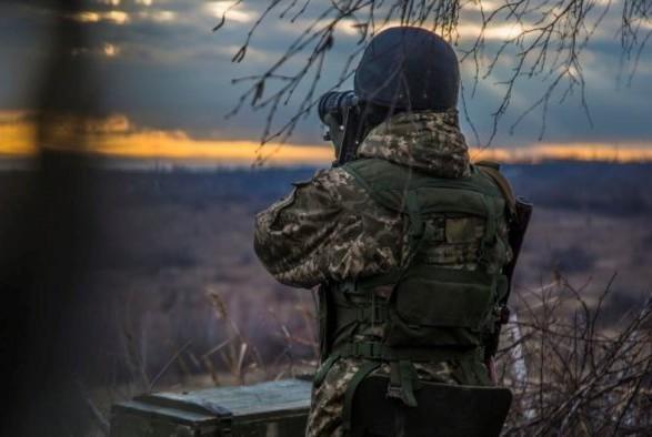 На Донбасі внаслідок обстрілу бойовиків двоє військових зазнали поранень