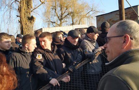 У Луцьку сутички між підприємцями та муніципальною вартою (фото)