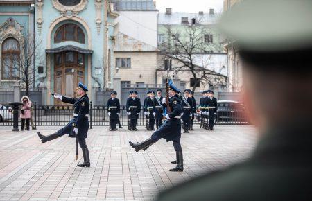 Біля Верховної Ради нестиме службу почесна варта Нацгвардії