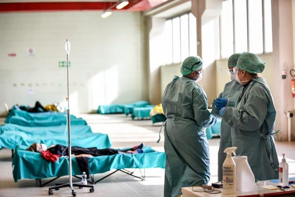 В Італії від коронавірусу померли 94 лікаря та 26 медсестер