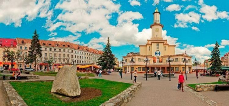 Действия власти Ивано-Франковска в отношении ромов нарушают право свободного выбора места жительства — адвокат