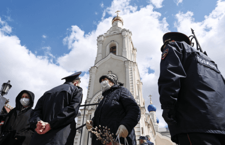 Як у Росії церква реагує на закриття храмів на карантин