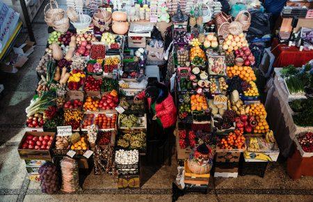 С завтрашнего дня в Украине могут возобновить работу 872 продовольственных рынка