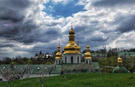 На період карантину богослужіння в Лаврі проходитимуть в закритому режимі