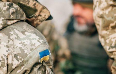 На Донбассе боевики ранили украинского военного