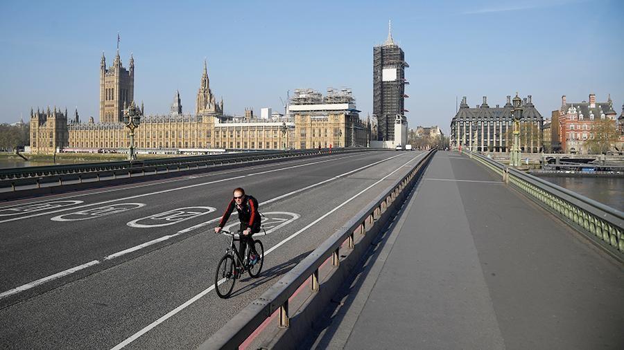 Британців штрафуватимуть за порушення самоізоляції