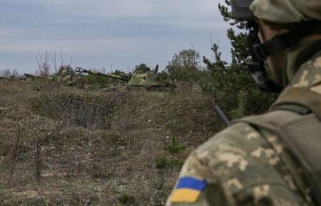 На Донбасі бойовики 9 разів обстріляли українські позиції, один військовий отримав поранення
