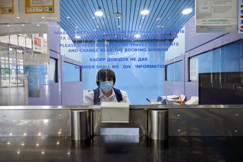 УЗ відкрила продаж квитків ще на 6 поїздів західного напрямку