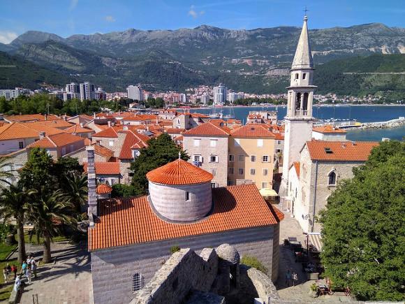 На початку червня Чорногорія відкриє кордони для 9 країн ЄС