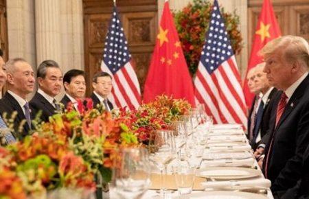 Китай вважає, що деякі політичні сили США «ставлять країни на грань нової холодної війни»