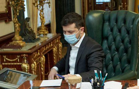 Зеленський меру Черкас через пом'якшення карантину в місті: «Окремий полум'яний привіт»