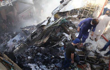 Авіакатастрофа у Пакистані: загинули 97 людей