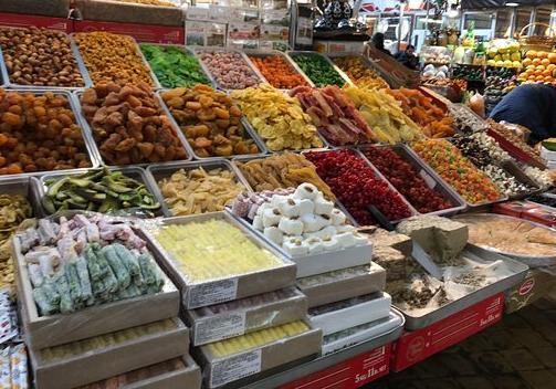 В Киеве открылись три рынка, завтра начнут работу еще два — Кличко