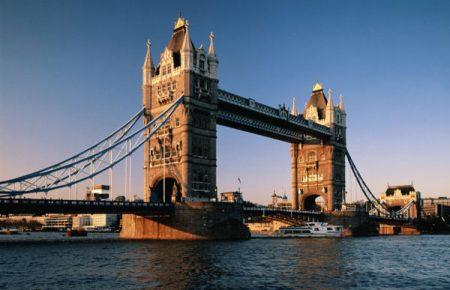 Велика Британія: компаніям, які не зроблять приміщення «COVID-безпечними», загрожує кримінальна відповідальність